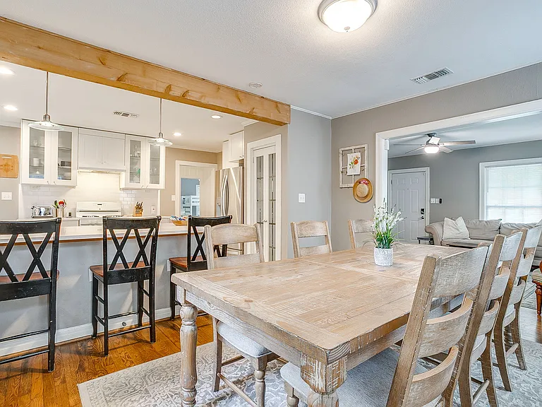 3619 Winston Rd — Photo 24