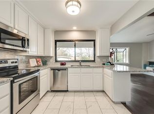 2707 Concord Dr, Arlington, TX 76014