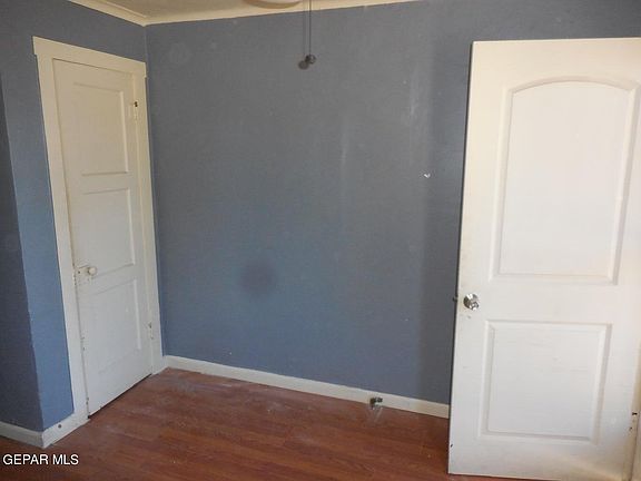 3rd image of 4023 Lincoln Ave #1-3