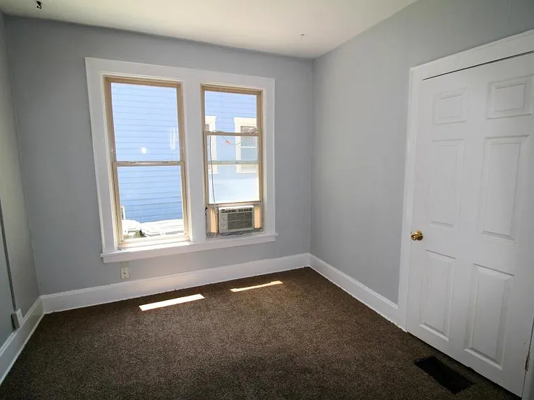 2690 Neil Ave — Photo 10