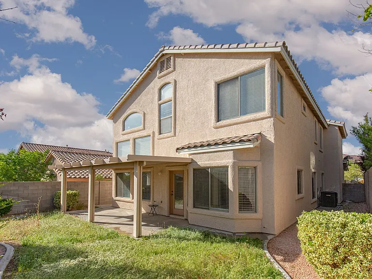 408 Madison Taylor Pl — Photo 40