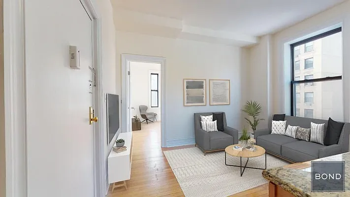 Rented by Bond New York | media 28