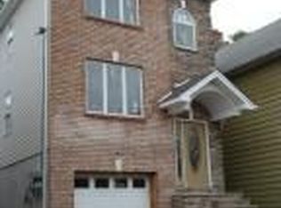 407 Cross St, Harrison, NJ 07029