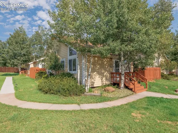 761 Columbine Village Dr APT B, Woodland Park, CO 80863