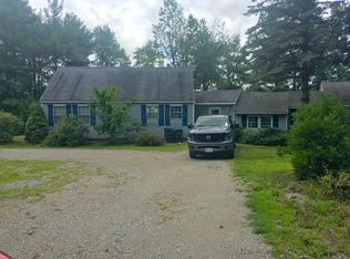 321 Whitehall Rd, Hooksett, NH 03106