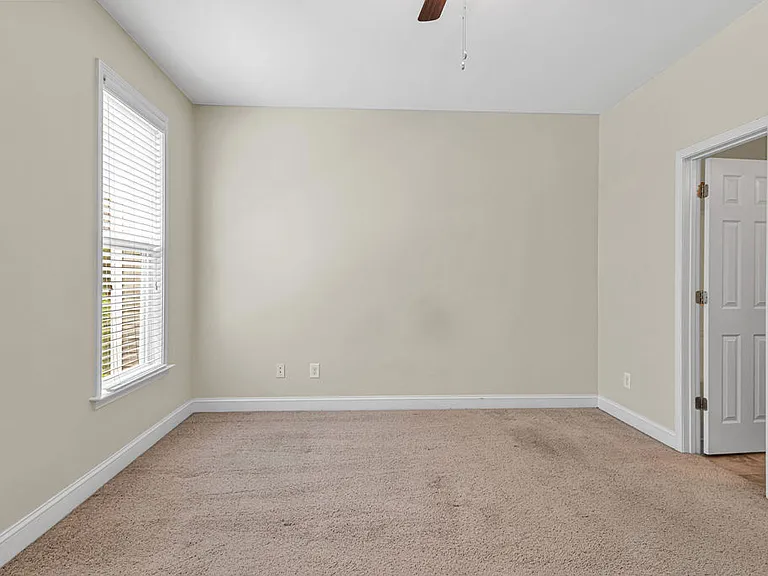 412 Glenhaven Ln — Photo 5
