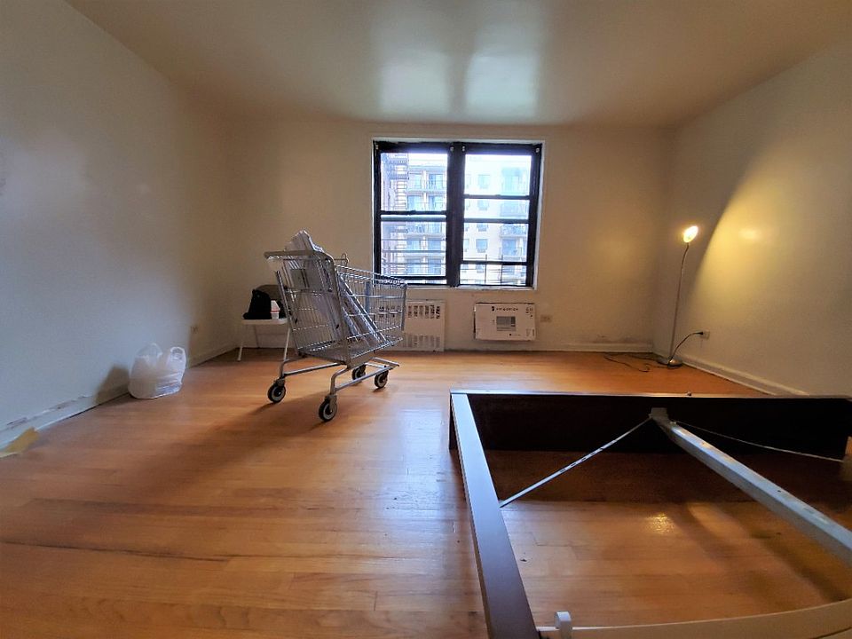 1st image of 14445 35th Ave APT 3P