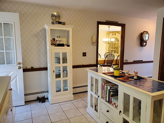 5th image of 53 King James Drive