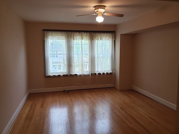 5th image of 3101 N Natoma Ave #2N