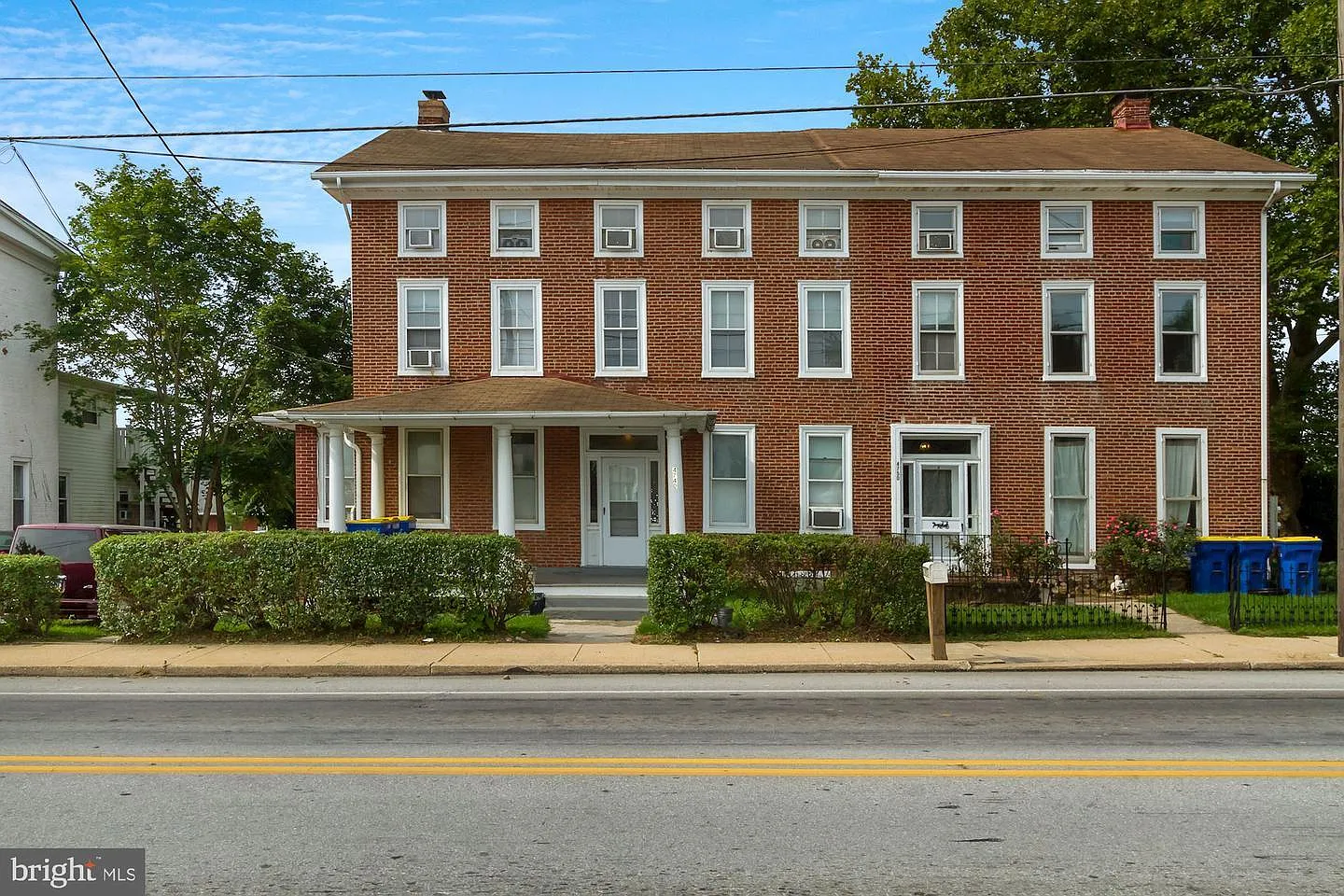 2 bed, 1203 sqft, $1,500 — Photo 1