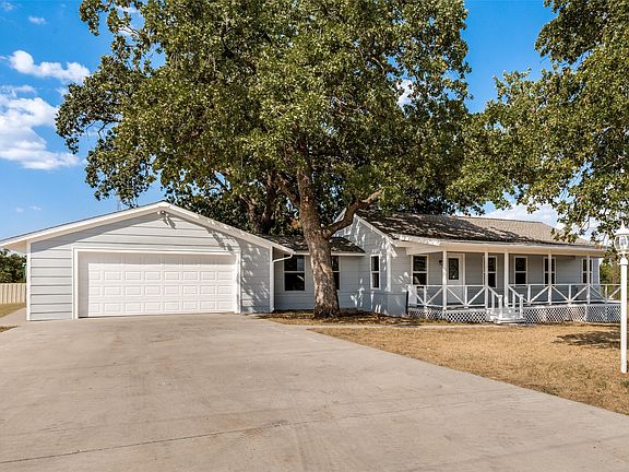 2nd image of 289 Sunset Dr