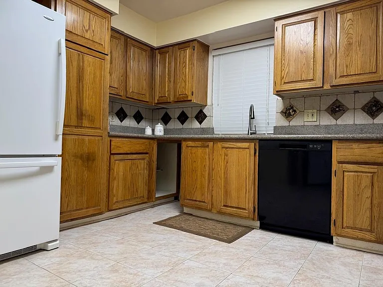 5200 Weslayan St #311 — Photo 10