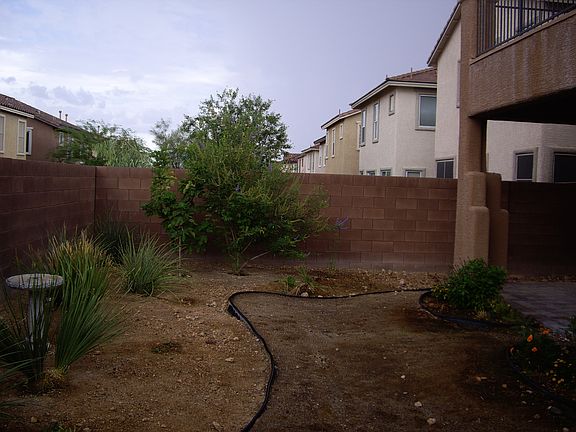 2nd image of 7572 Tressider Ave