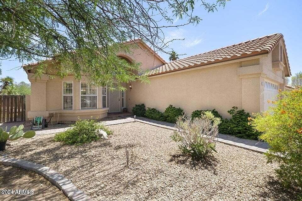 1st image of 1219 E SILVERWOOD Drive