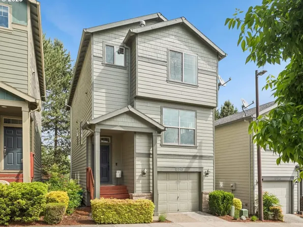 15545 SW Stone Ridge Cir, Beaverton, OR 97007