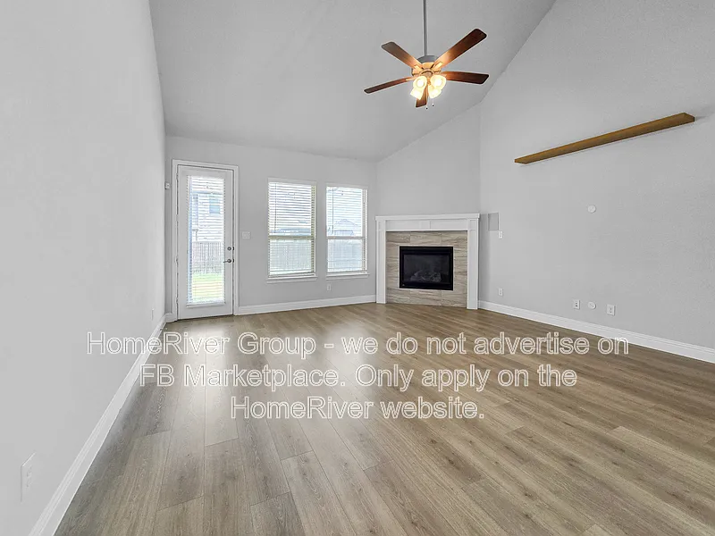 4 bed, 3.0 bath, 3425 sqft, $3,500 — Photo 3