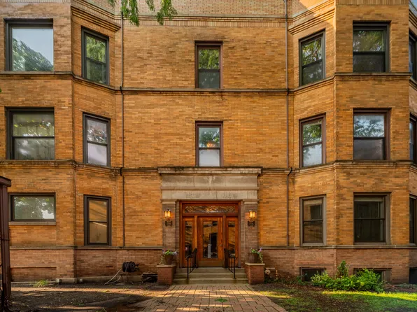 754 W California Ter #2, Chicago, IL 60657