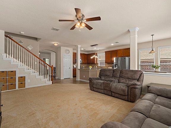 4th image of 25019 BUTTERMILK LN