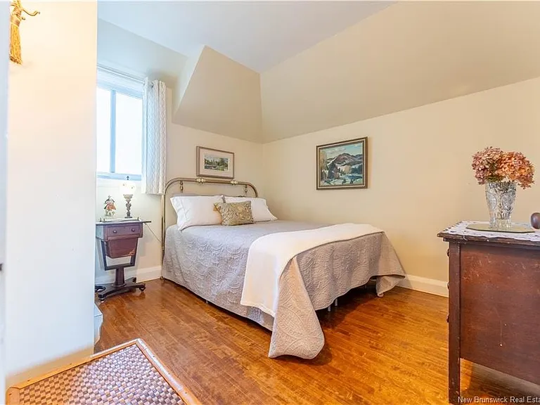 46 Reed Ave — Photo 38