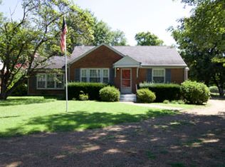 2111 Stratford Ave, Nashville, TN 37216