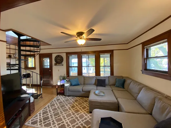 2104 E Mifflin St, Madison, WI 53704