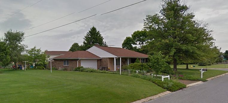 2nd image of 1455 Breezeview Dr