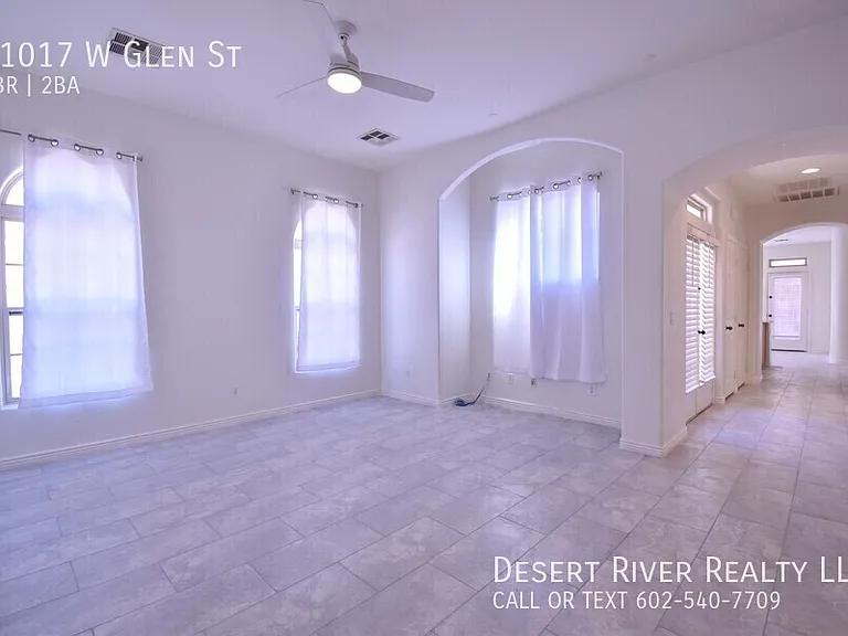 21017 W Glen St — Photo 16