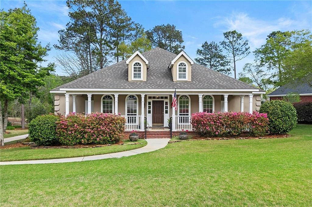 9052 Pine Run