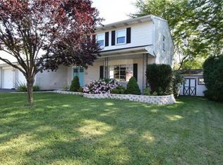 1706 Elmhurst Dr, Whitehall, PA 18052