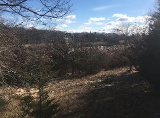 12 Mill Rd, Remsenburg, NY 11960