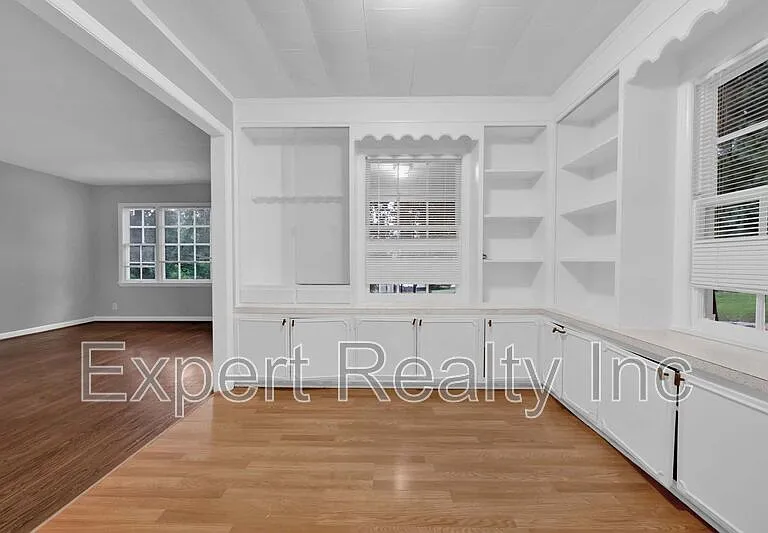 900 75th St S — Photo 7