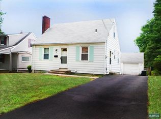 56 Hickory St, Dumont, NJ 07628