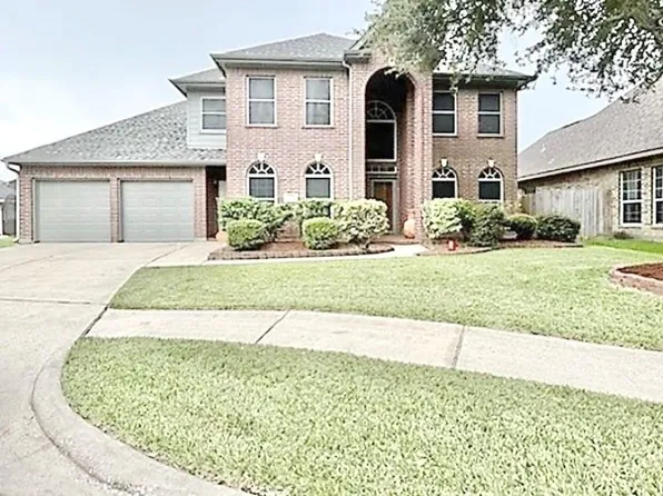 7314 Avalon Ct, Pasadena, TX 77505