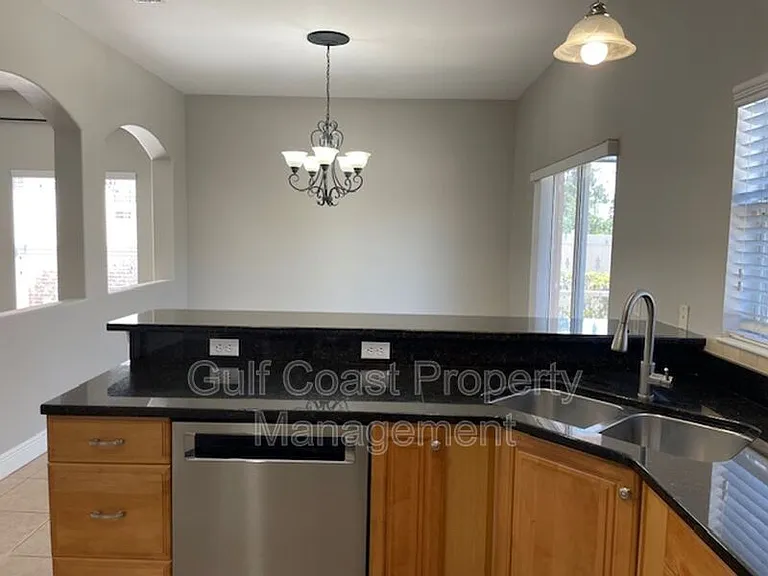 5210 Levi Ln — Photo 9