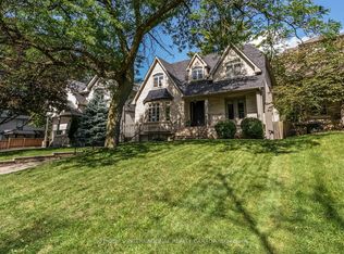 36 Mattice Rd, Toronto, ON M9A1E6