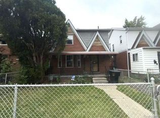 8981 McClellan St, Detroit, MI 48213