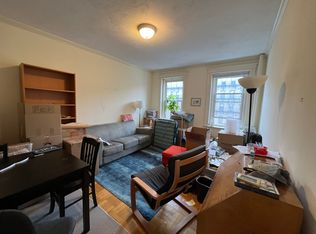 28 Queensberry St APT 3, Boston, MA 02215