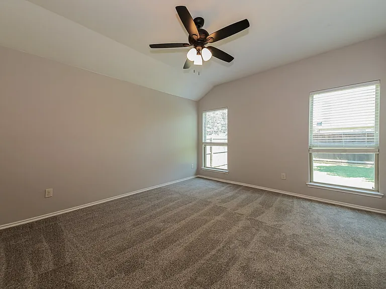 8905 Tenderfoot Ln — Photo 9