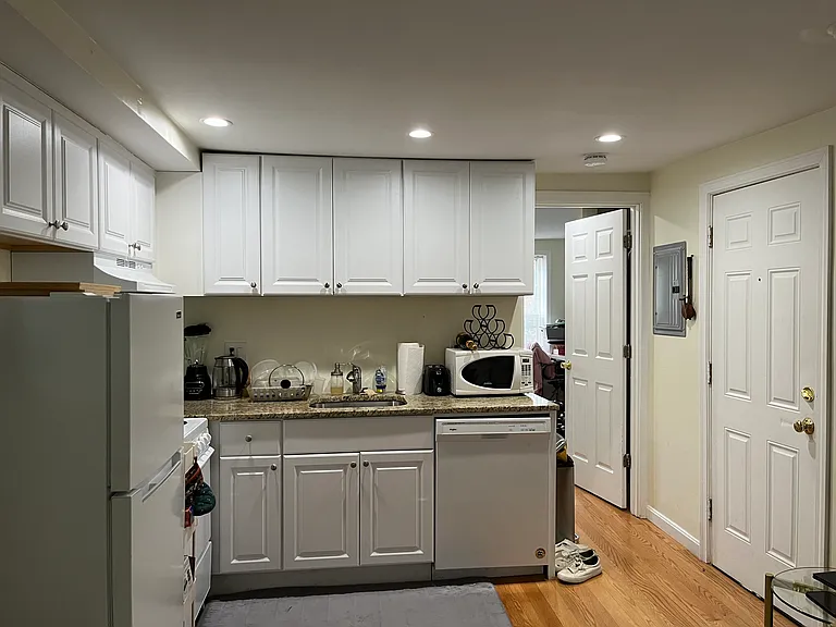 20 Phillips St #5 — Photo 12