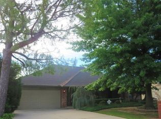 13524 Apple Valley Dr, Oklahoma City, OK 73120