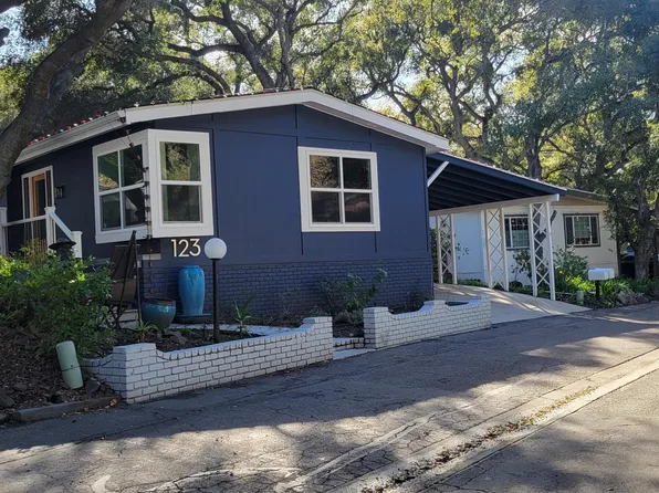 123 Merry Oak Ln, Westlake Village, CA 91361