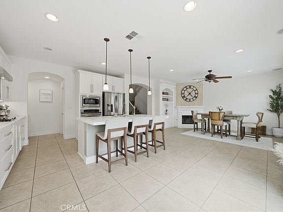 4th image of 45055 Rutherford St