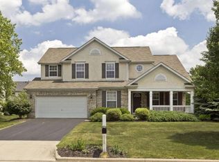 9301 Addington Pl, Powell, OH