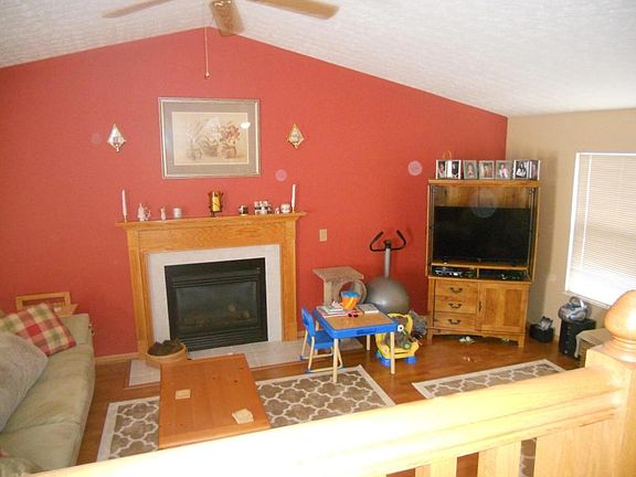 4th image of 1138 Moneca St