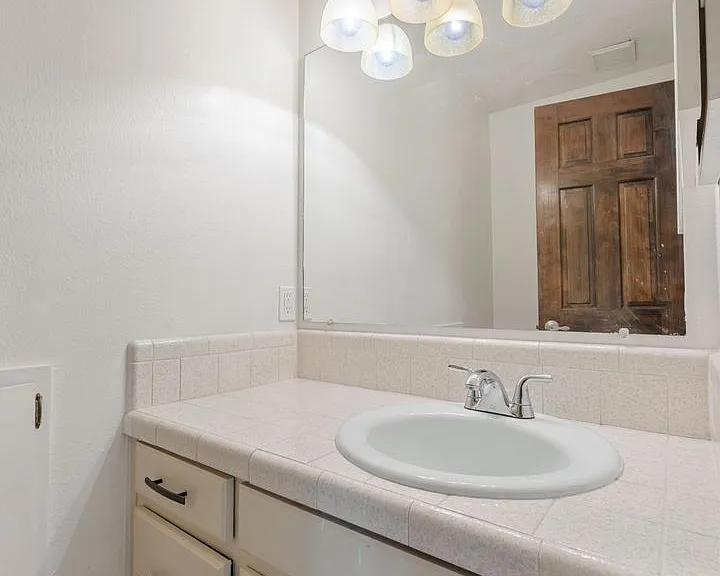 3161 Plaza Blanca — Photo 17