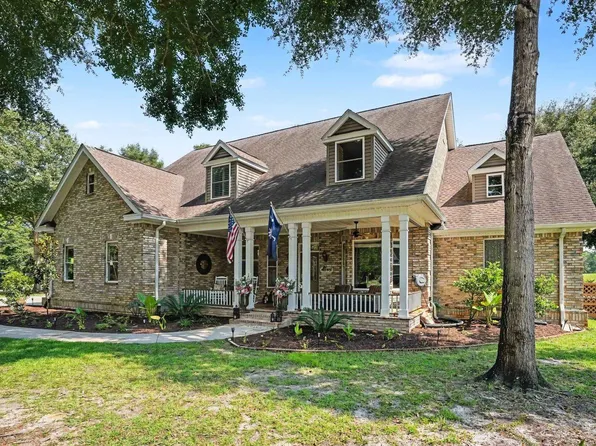 26 DeLoach Trail, Pawleys Island, SC 29585