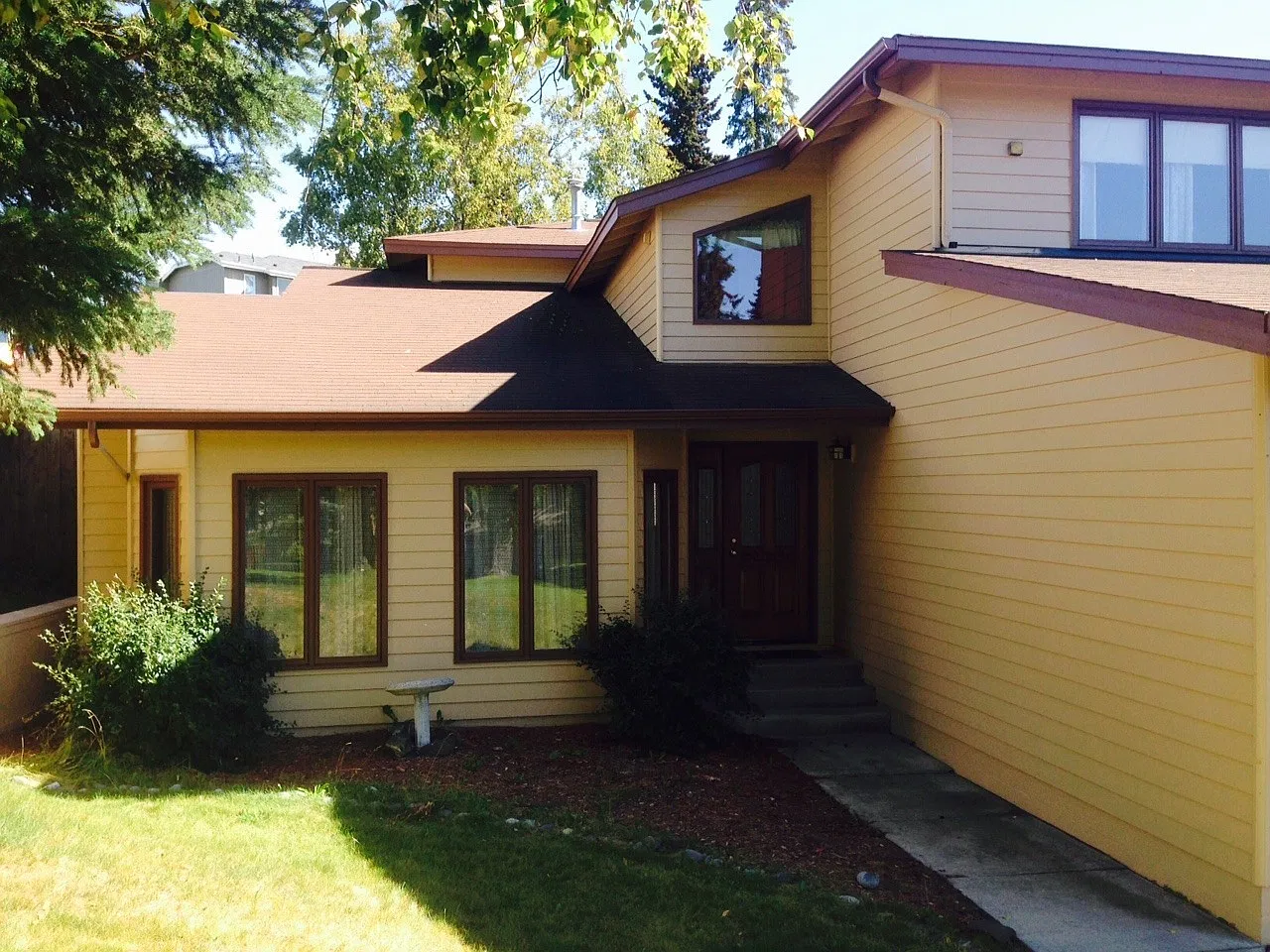 5 Bedroom Home in Kempton Hills! — Photo 2