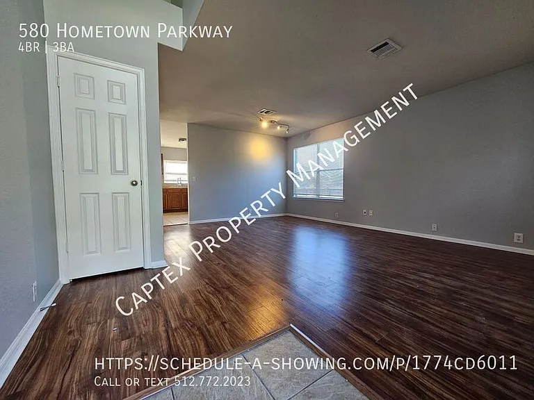 580 Hometown Pkwy — Photo 9