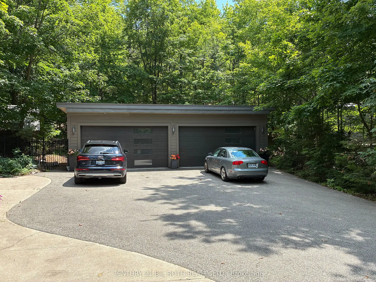 1 bed, $2,000 — Photo 1