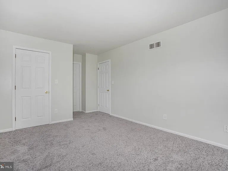 107 Washington Ave — Photo 28